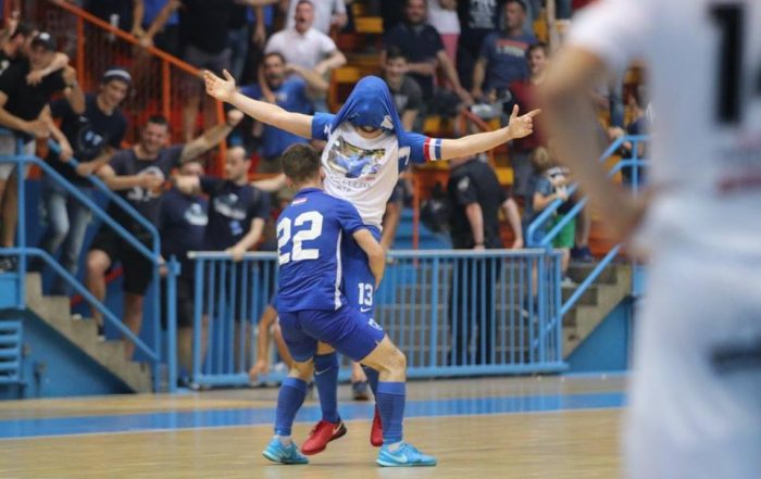 futsal dinamo članska majica šestice