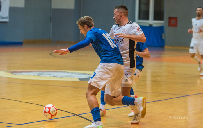 crnica - dinamo (subota, 19h)