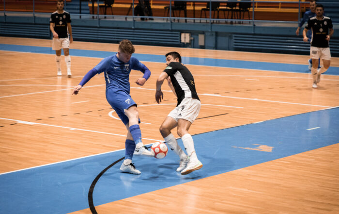 Futsal Dinamo - Crnica