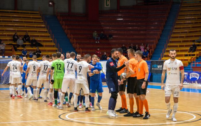 Futsal Dinamo - Crnica