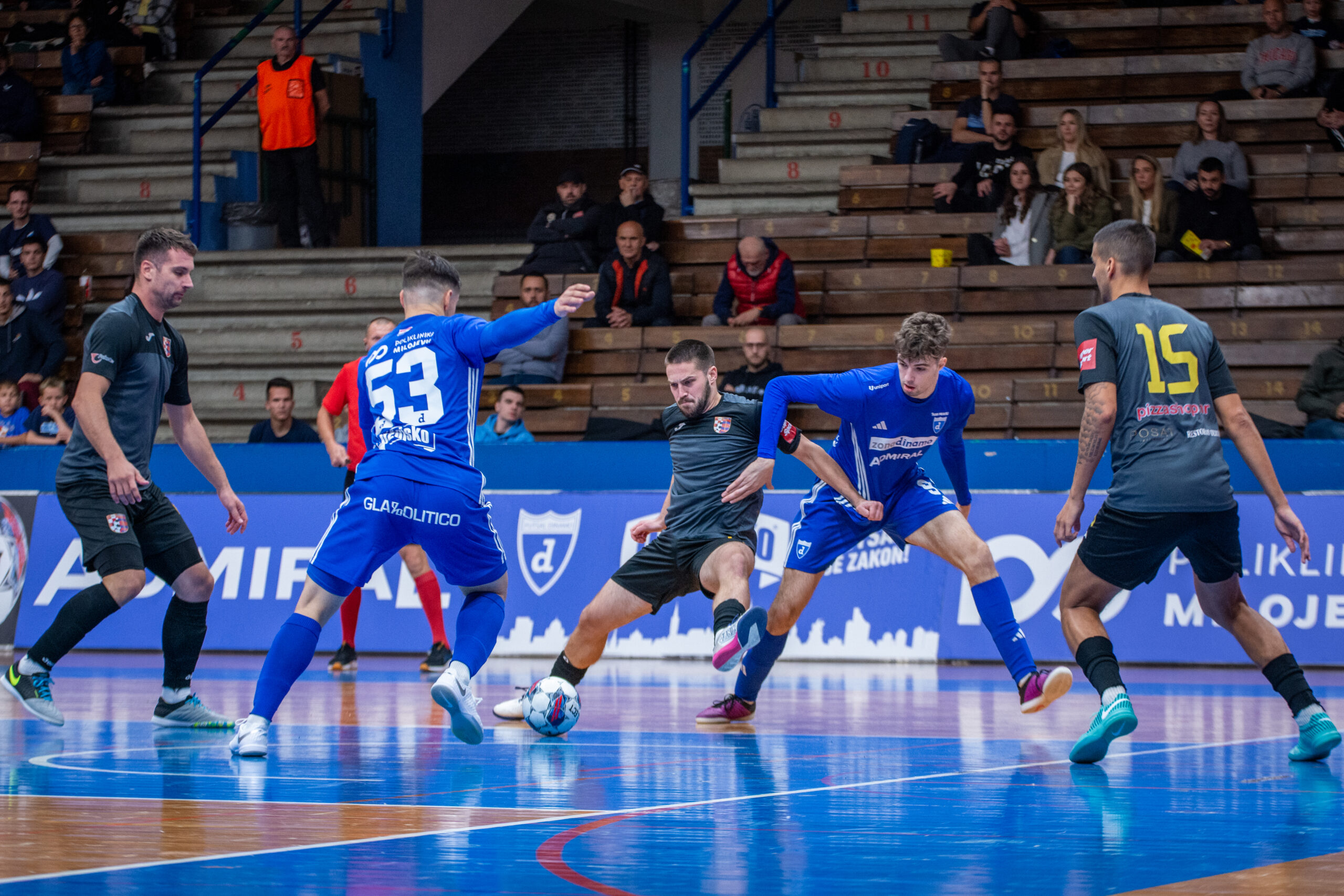 Futsal Dinamo - Square