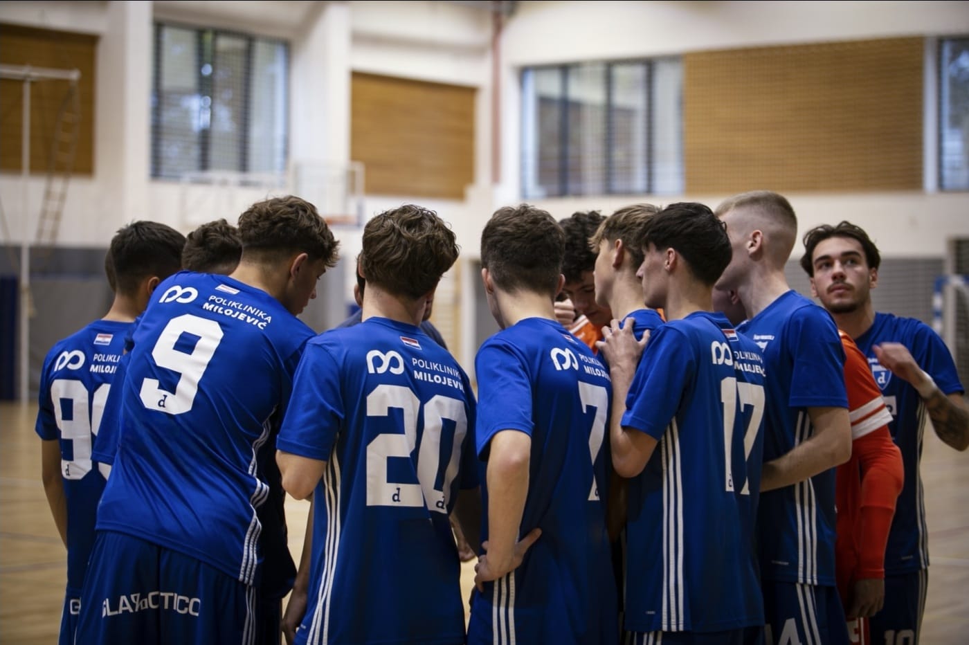 Juniori I Kadeti Odradili Pola Posla U Regiji Centar Futsal Dinamo