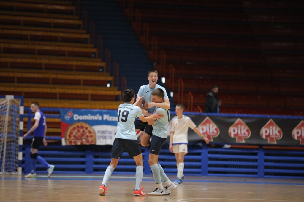 hvala velika futsal dinamo