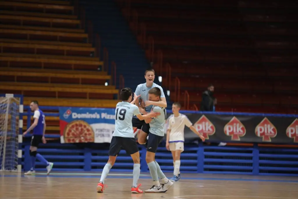hvala velika futsal dinamo